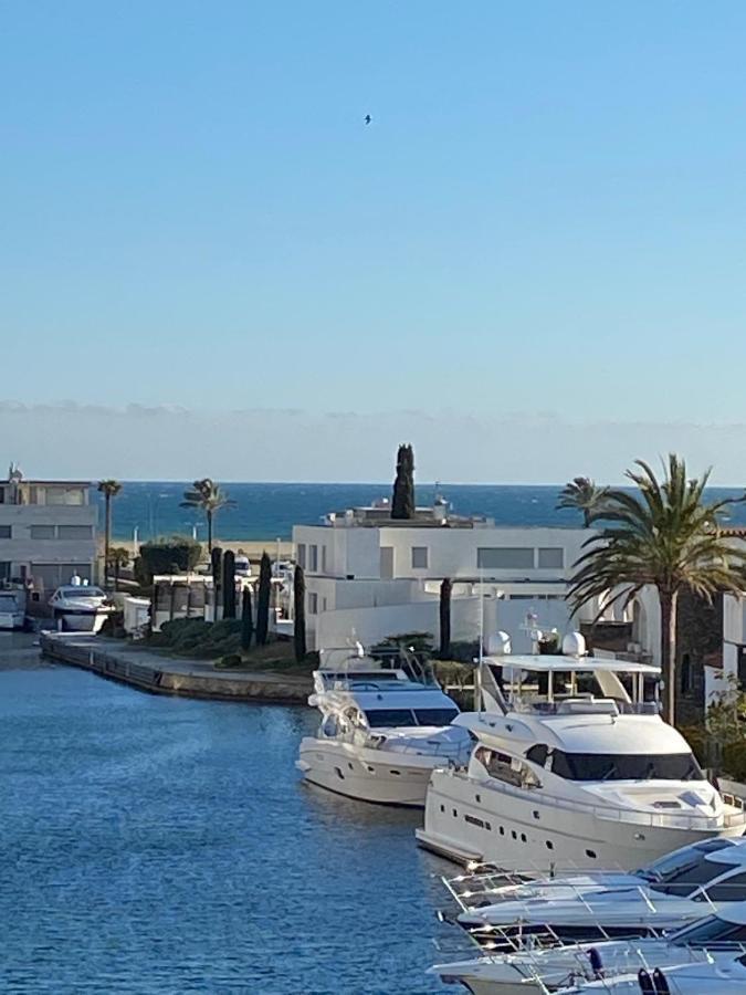 Cavall De Mar - Piso, Vista Al Puerto Empuriabrava Εξωτερικό φωτογραφία