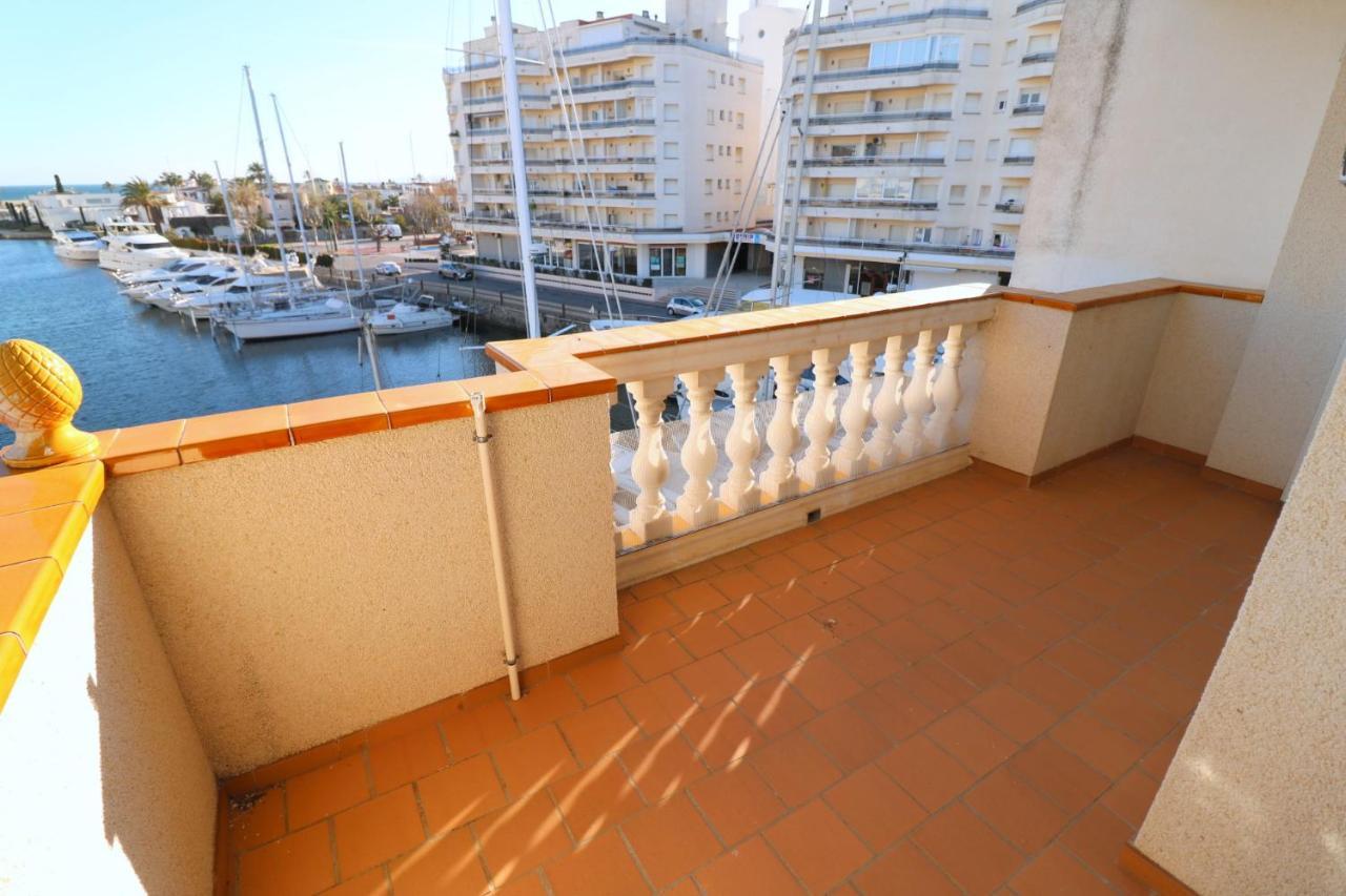 Cavall De Mar - Piso, Vista Al Puerto Empuriabrava Εξωτερικό φωτογραφία
