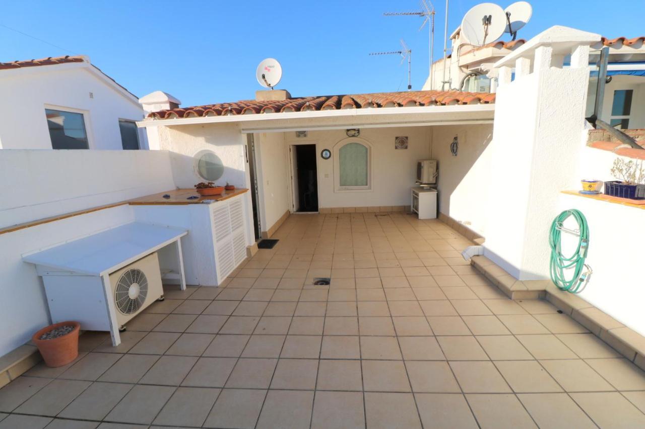 Cavall De Mar - Piso, Vista Al Puerto Empuriabrava Εξωτερικό φωτογραφία